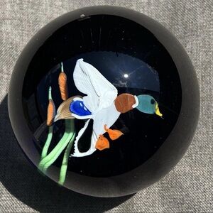 Orient And Flume Mallard Duck Lamp Work Studio Signed Art Glass Paperweight